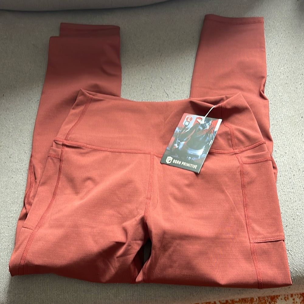 *NWT* Born Primitive leggings size L
